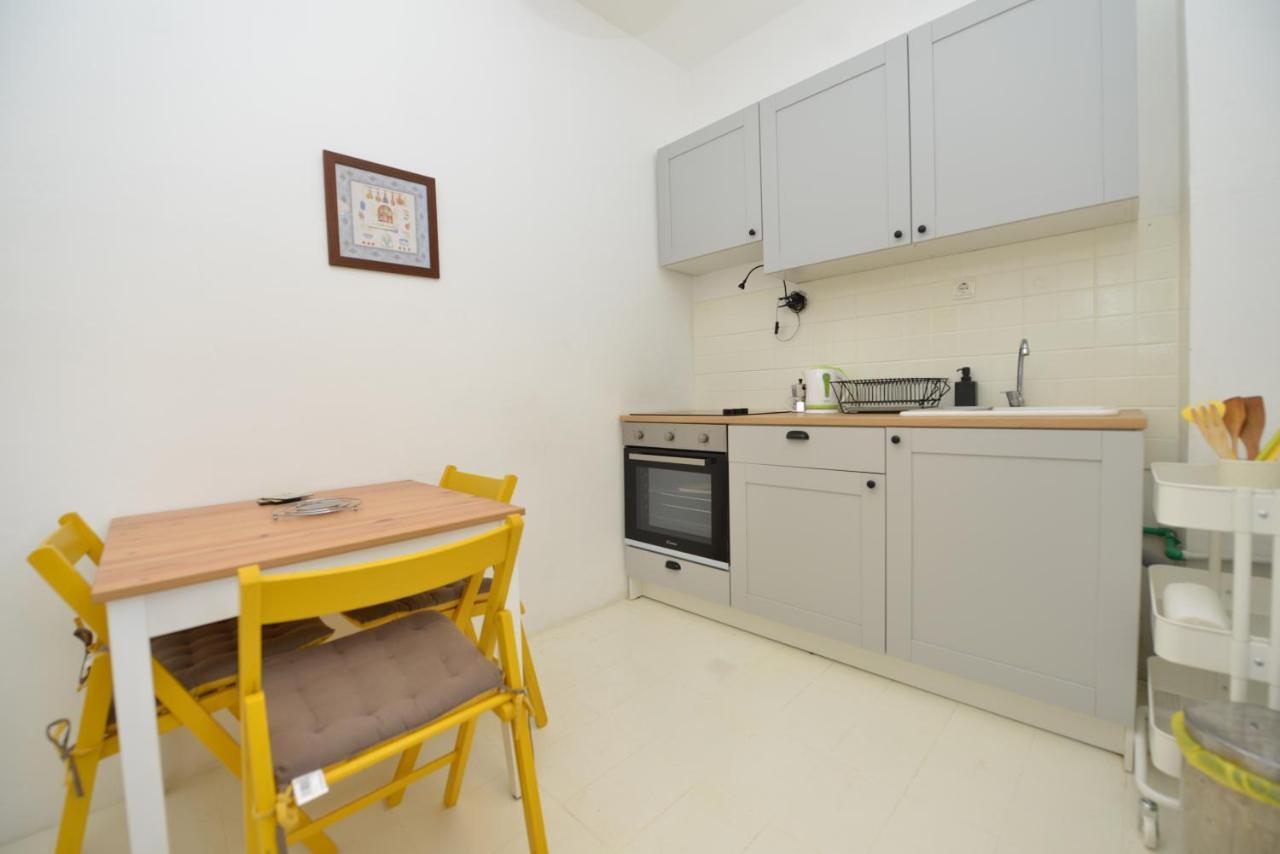 Apartman Perovic Задар Екстериор снимка